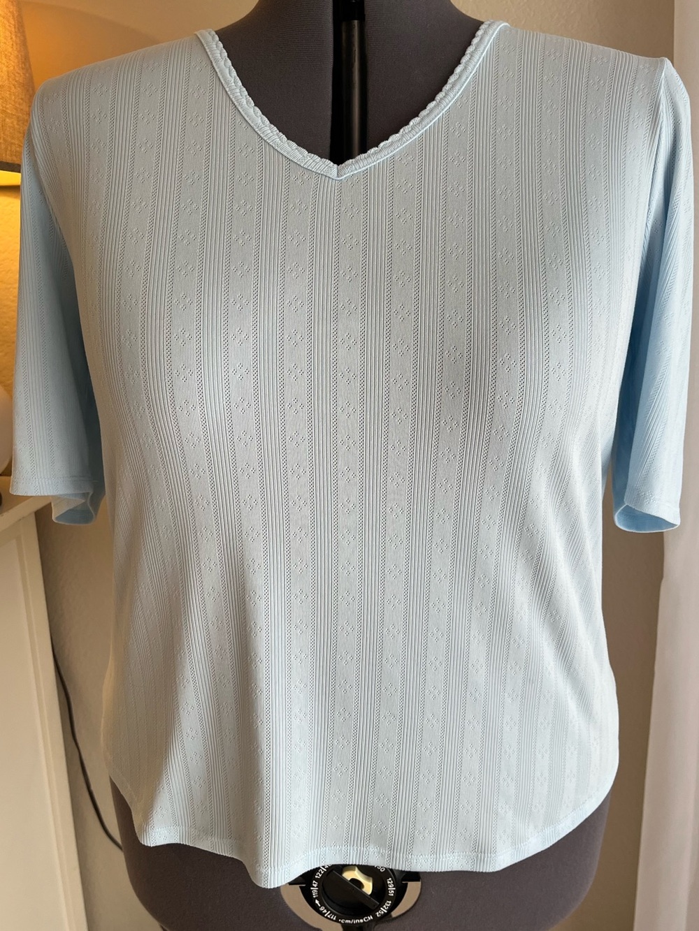 LE Pointelle Light Blue V-Neck Elbow Sleeve Tee XXL